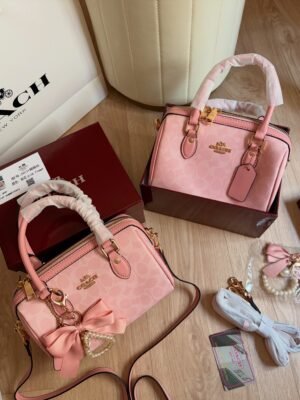 Bolso C o a c h Rosa Elegante