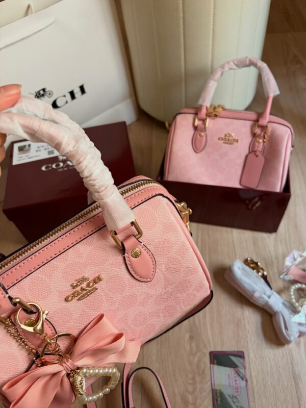 Bolso C o a c h Rosa Elegante