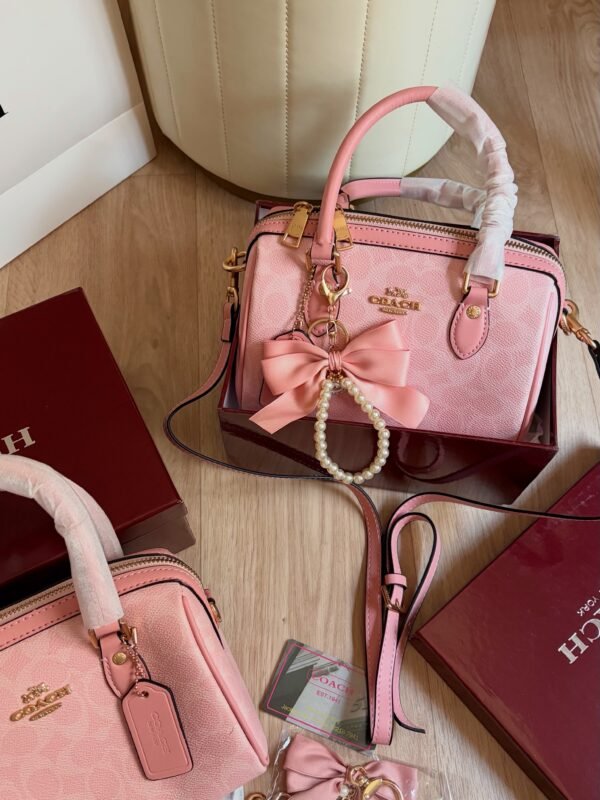 Bolso C o a c h Rosa Elegante